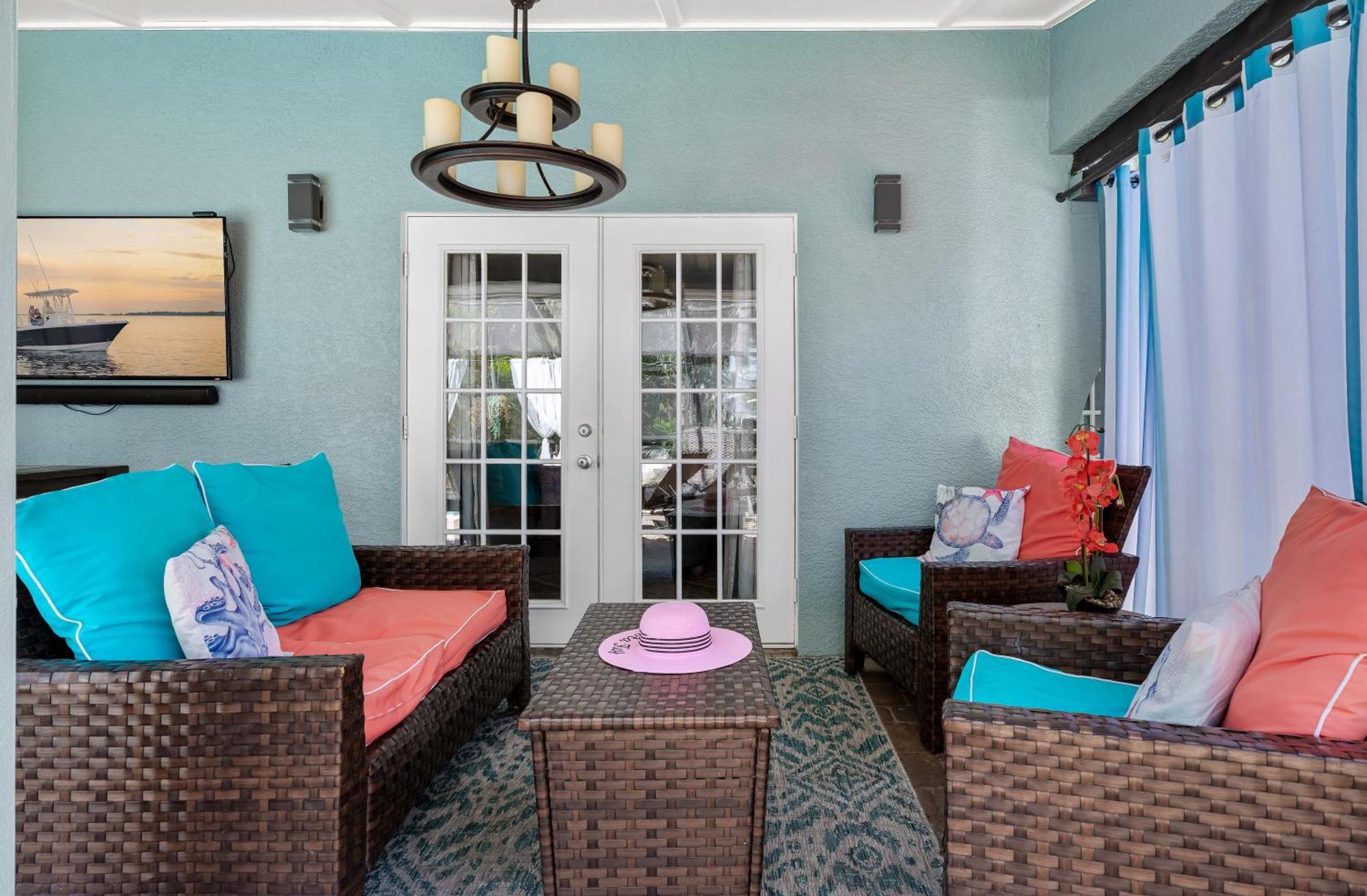 Luxury Zen Den With Heated Pool Just Off Siesta Key Apartman Sarasota megye Kültér fotó